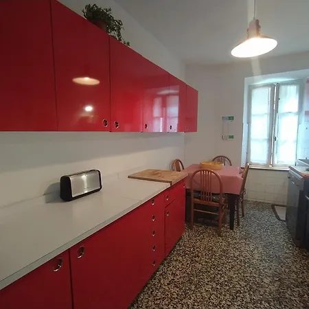 Casa Monvallina 度假居 *